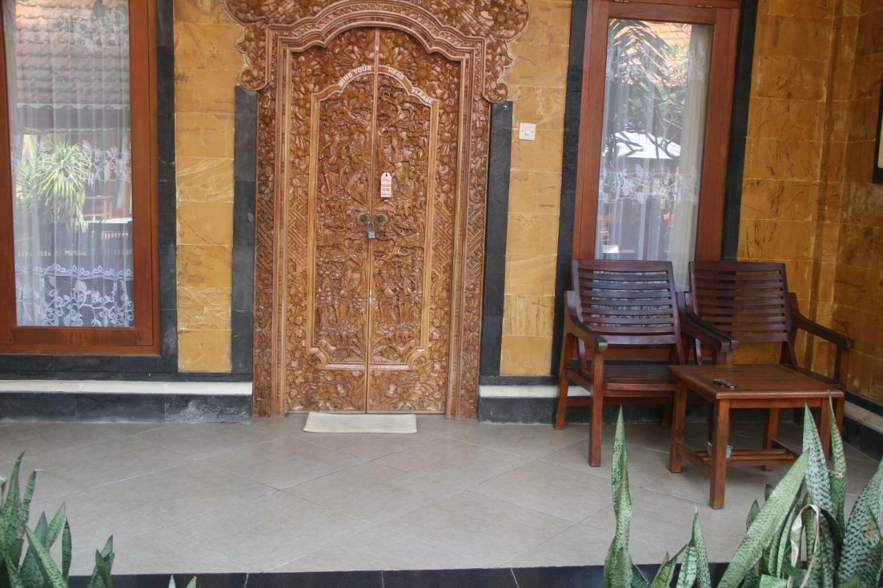Nitya Home Stay Lembongan ภายนอก รูปภาพ